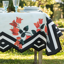 Cargar imagen en el visor de la galería, Conjunto de mantel y servilletas | VERANO
