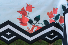Cargar imagen en el visor de la galería, Conjunto de mantel y servilletas | VERANO
